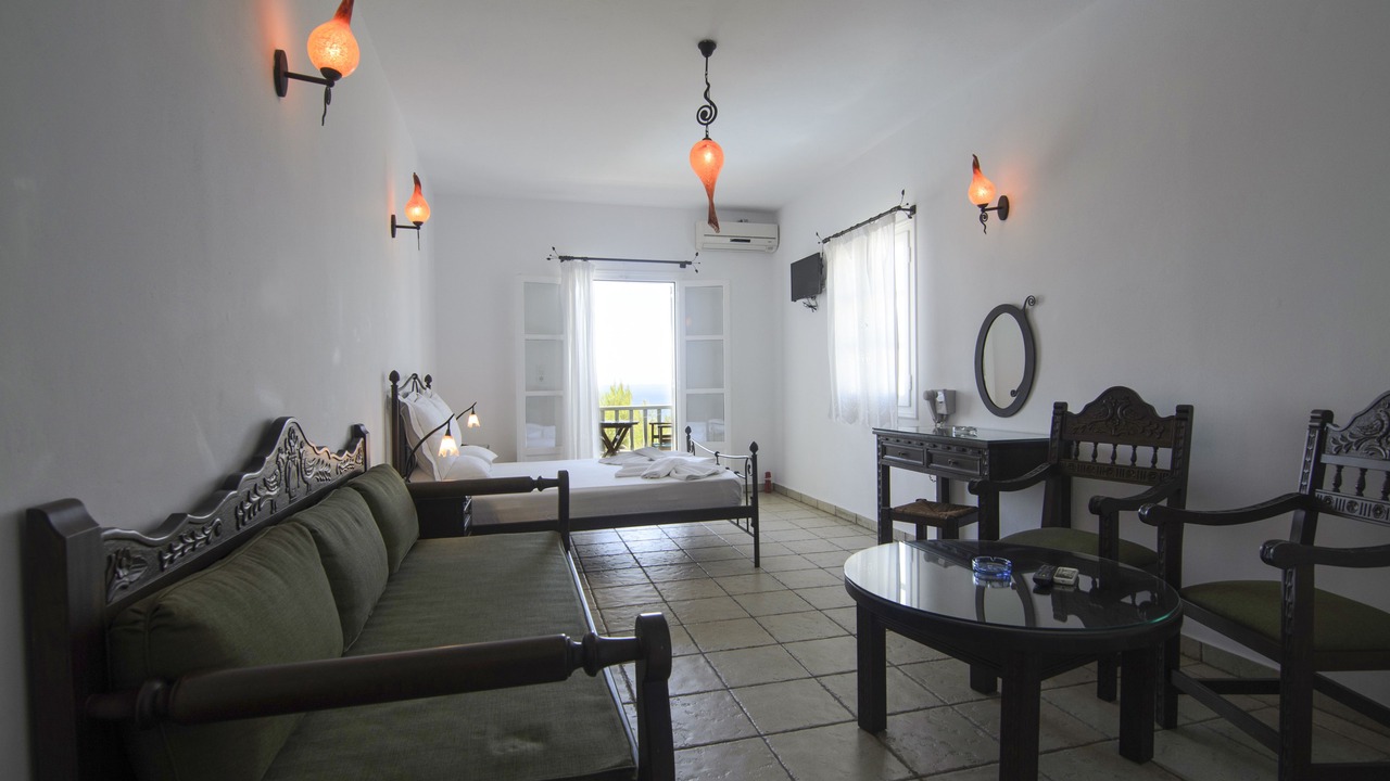Photo of Patio Balcony in Aegiali