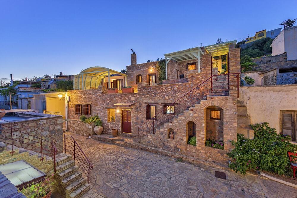 Photo of Outdoor in Anatoli