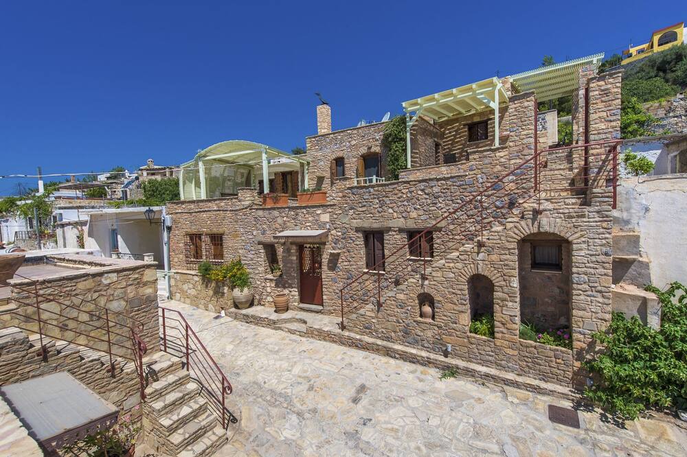 Photo of Outdoor in Anatoli