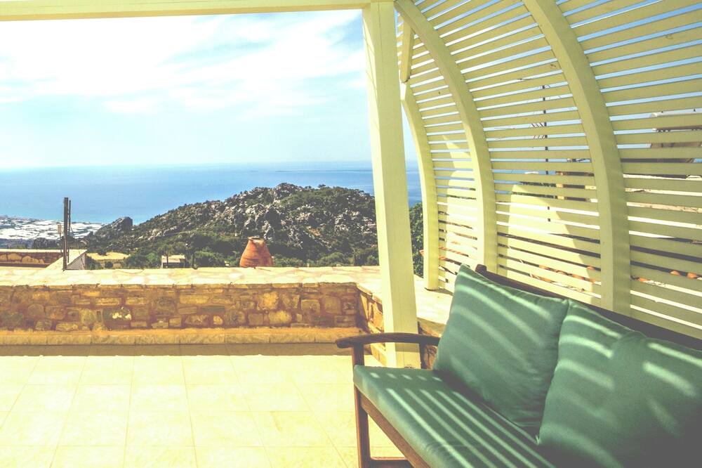 Photo of Outdoor in Anatoli