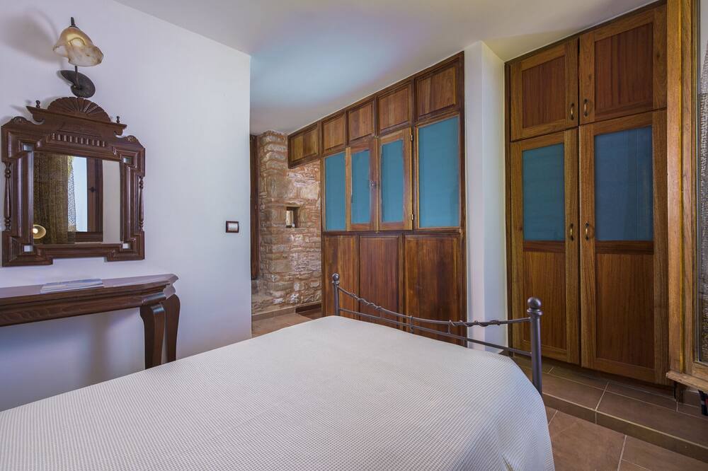 Photo of Bedroom in Anatoli