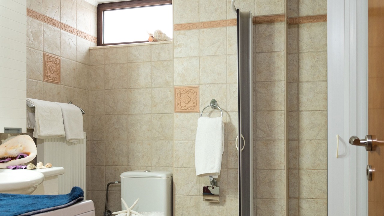 Photo of Bathroom in Kolymbari