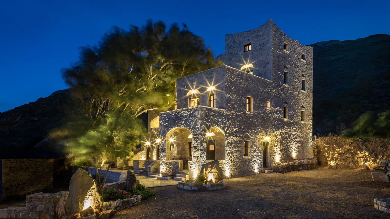 Photo of Outdoor in Omales