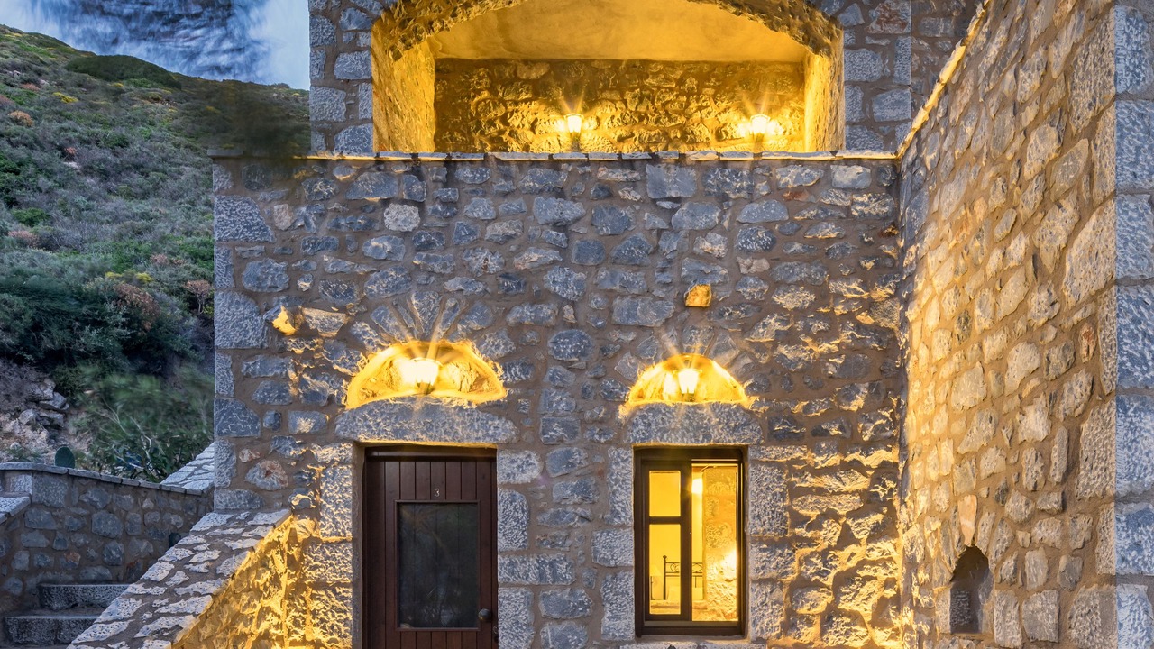 Photo of Outdoor in Omales