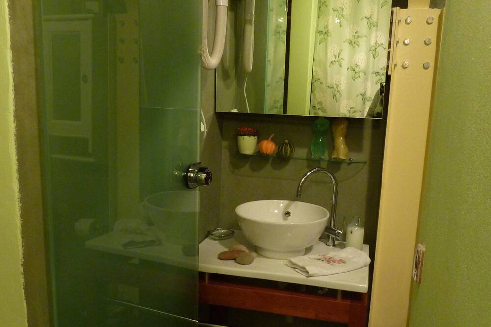 Photo of Bathroom in Agios Georgios Sykousis