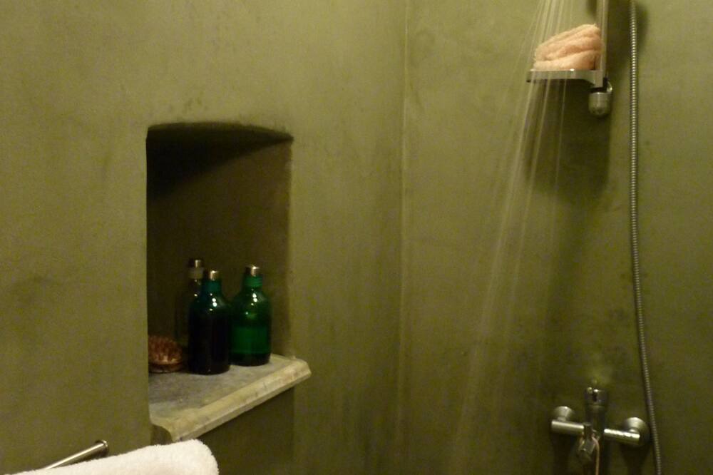 Photo of Bathroom in Agios Georgios Sykousis