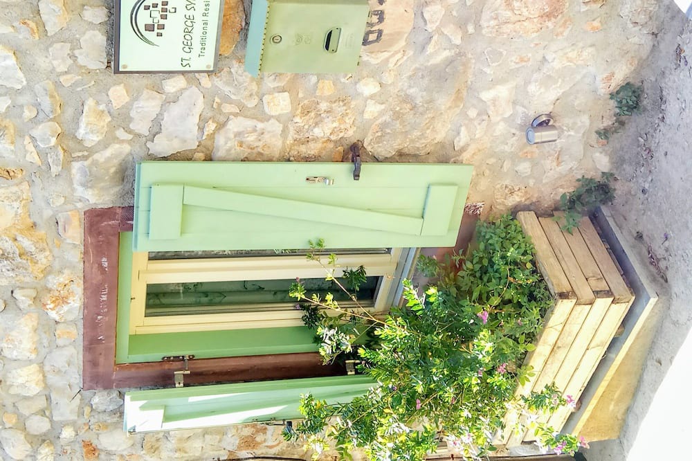 Photo of Outdoor in Agios Georgios Sykousis
