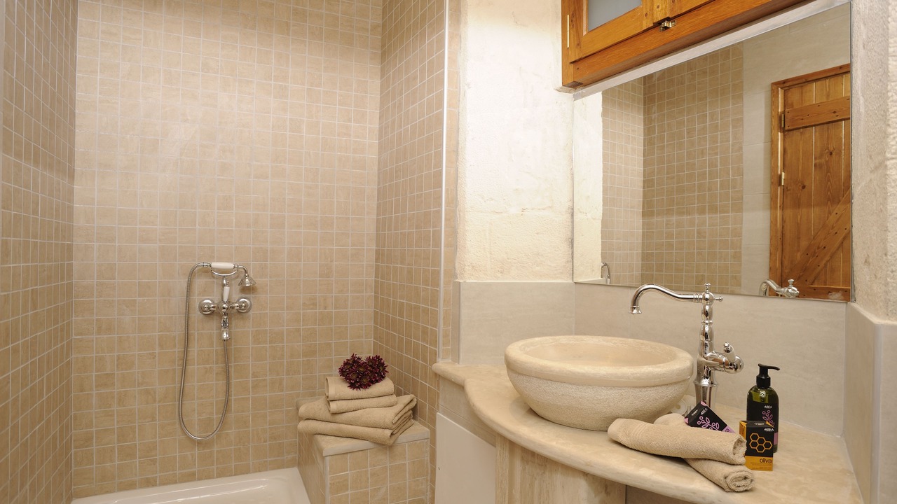 Photo of Bathroom in Vederi