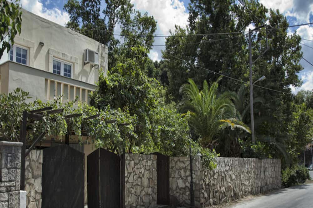 Photo of Outdoor in Mylopotamos