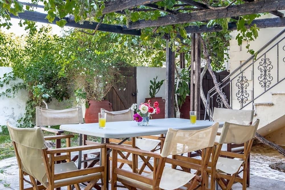 Photo of Patio Balcony in Mylopotamos