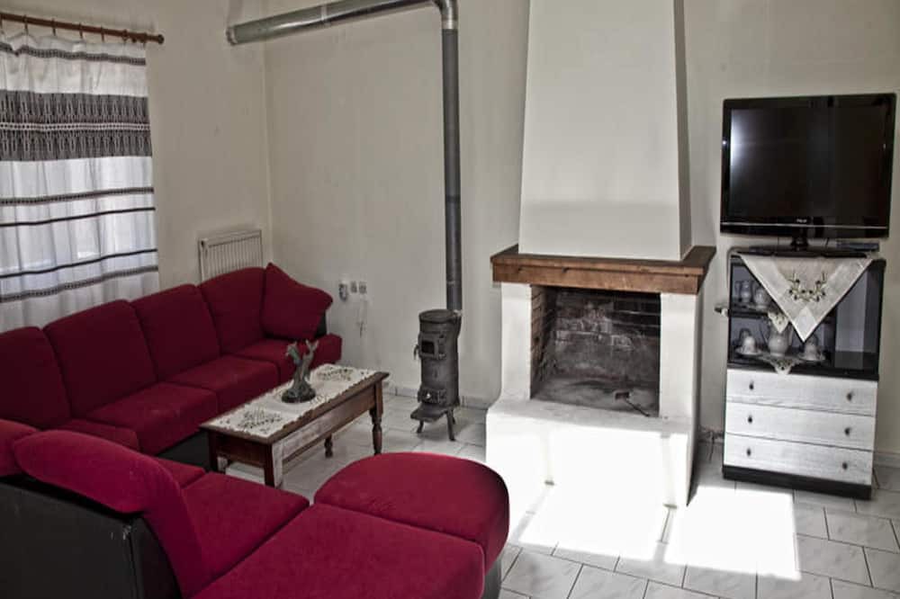 Photo of Livingroom in Mylopotamos