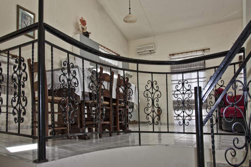 Photo of Livingroom in Mylopotamos