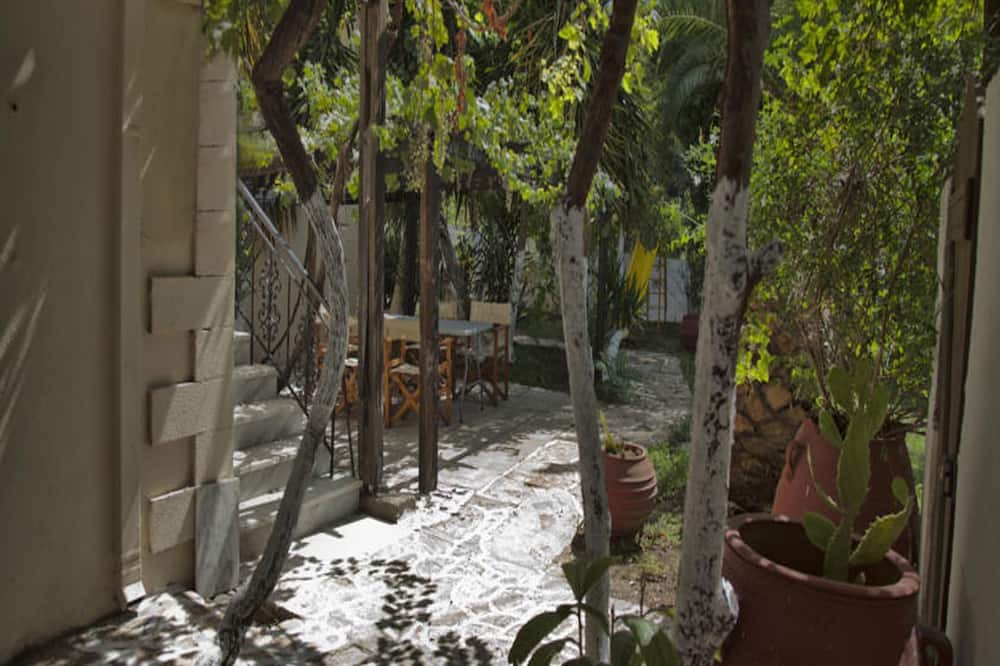Photo of Patio Balcony in Mylopotamos