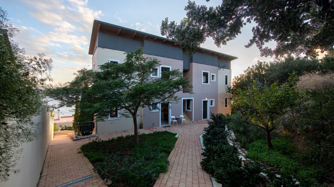 Photo of Outdoor in Kastri