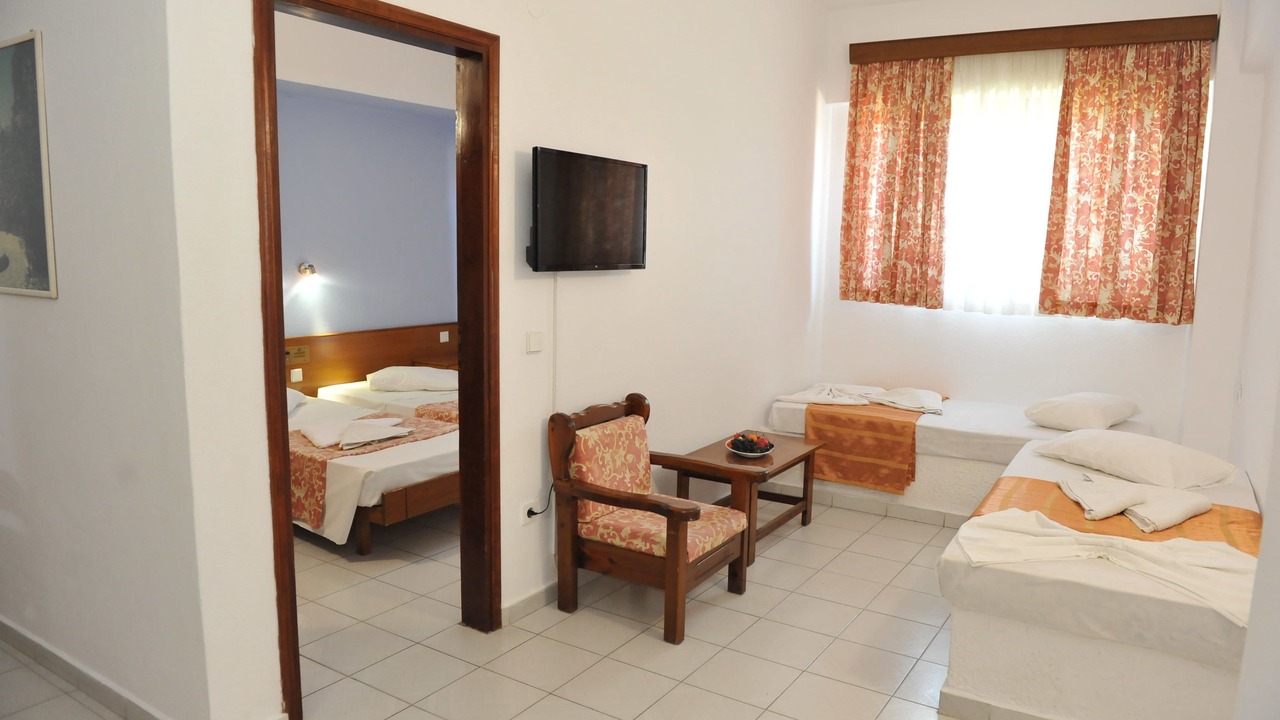 Photo of Bedroom in Petaloudes