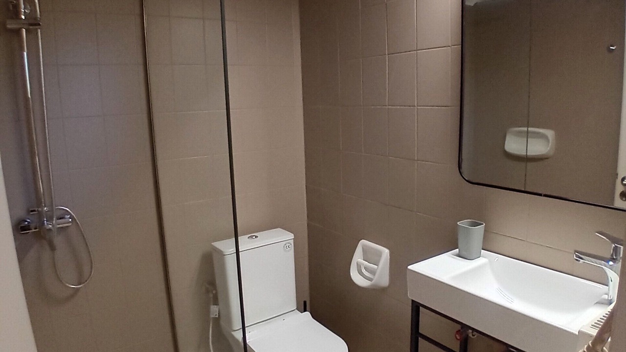 Photo of Bathroom in Thermi