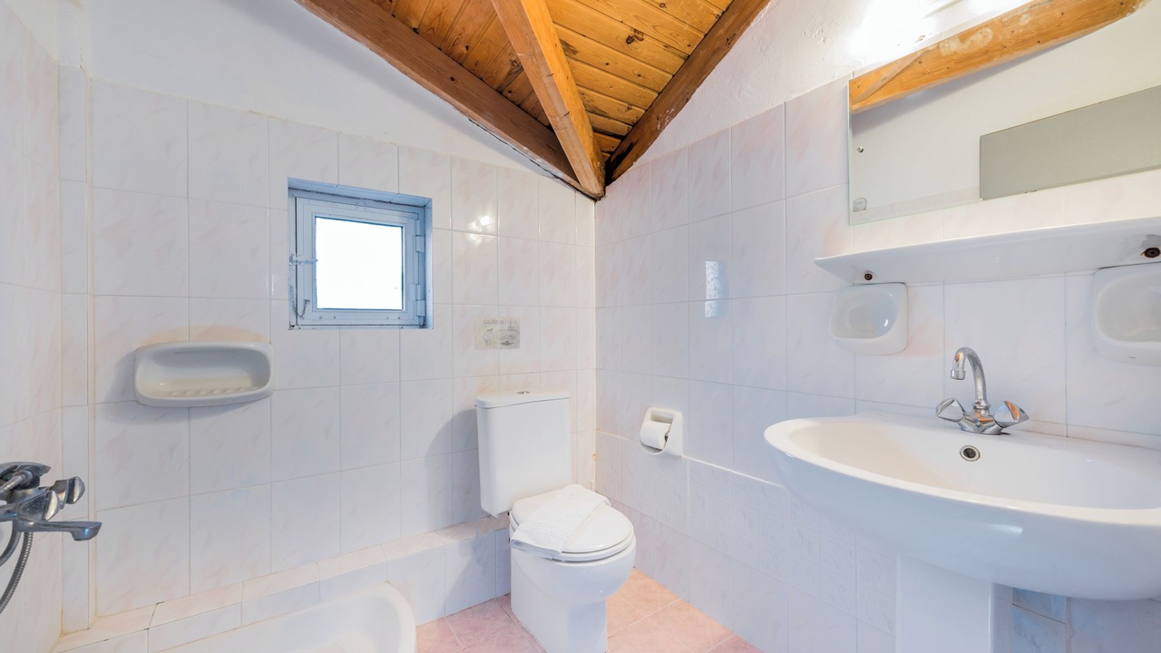 Photo of Bathroom in Agrilia