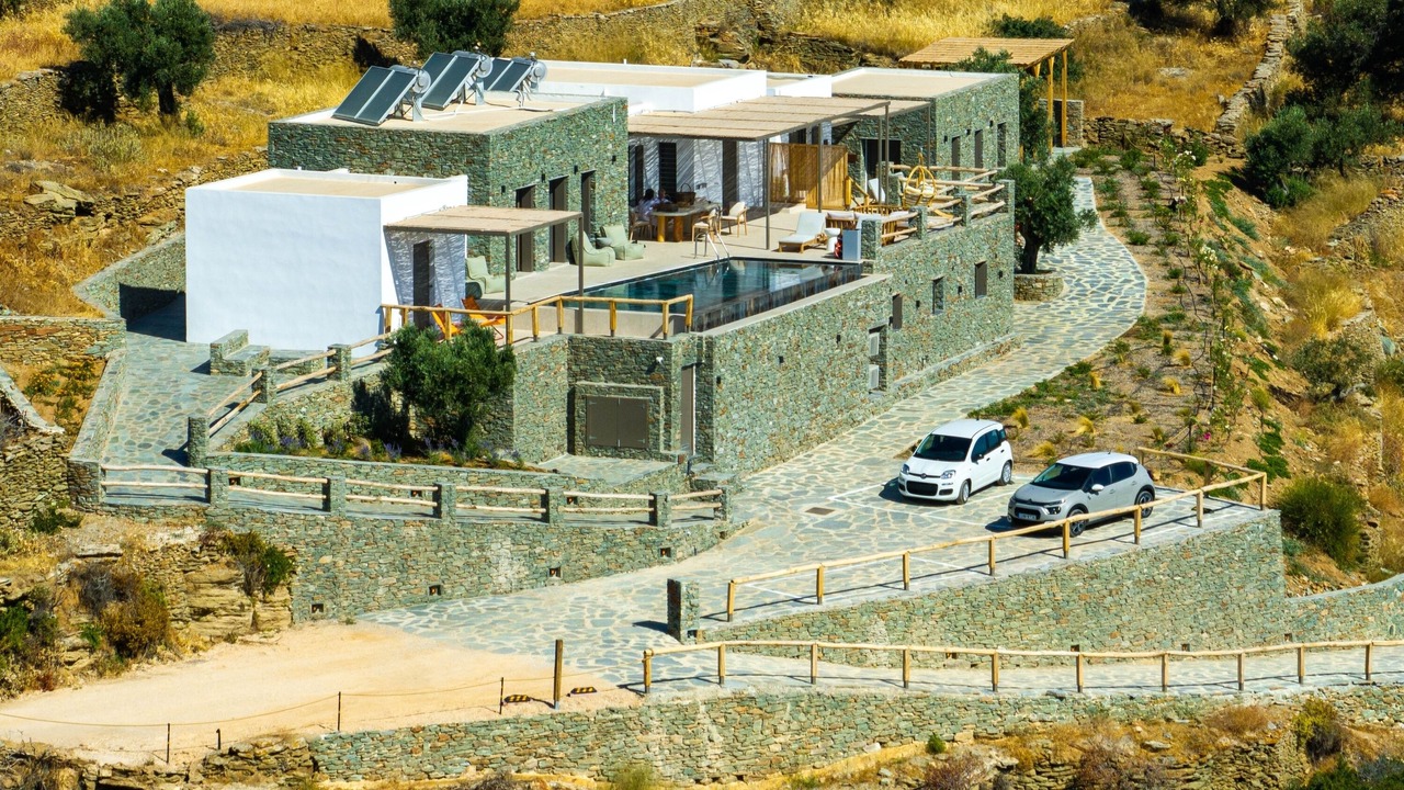 Photo of Outdoor in Platis Gialos