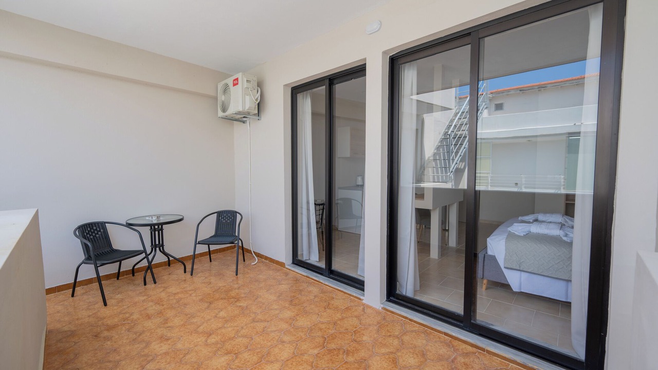 Photo of Patio Balcony in Ixia