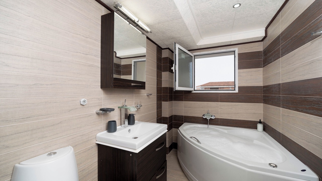 Photo of Bathroom in Markopoulon
