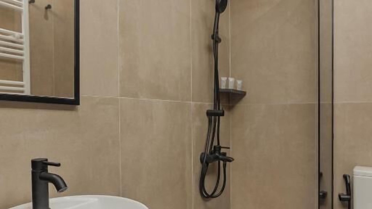 Photo of Bathroom in Ioannina Town Centre