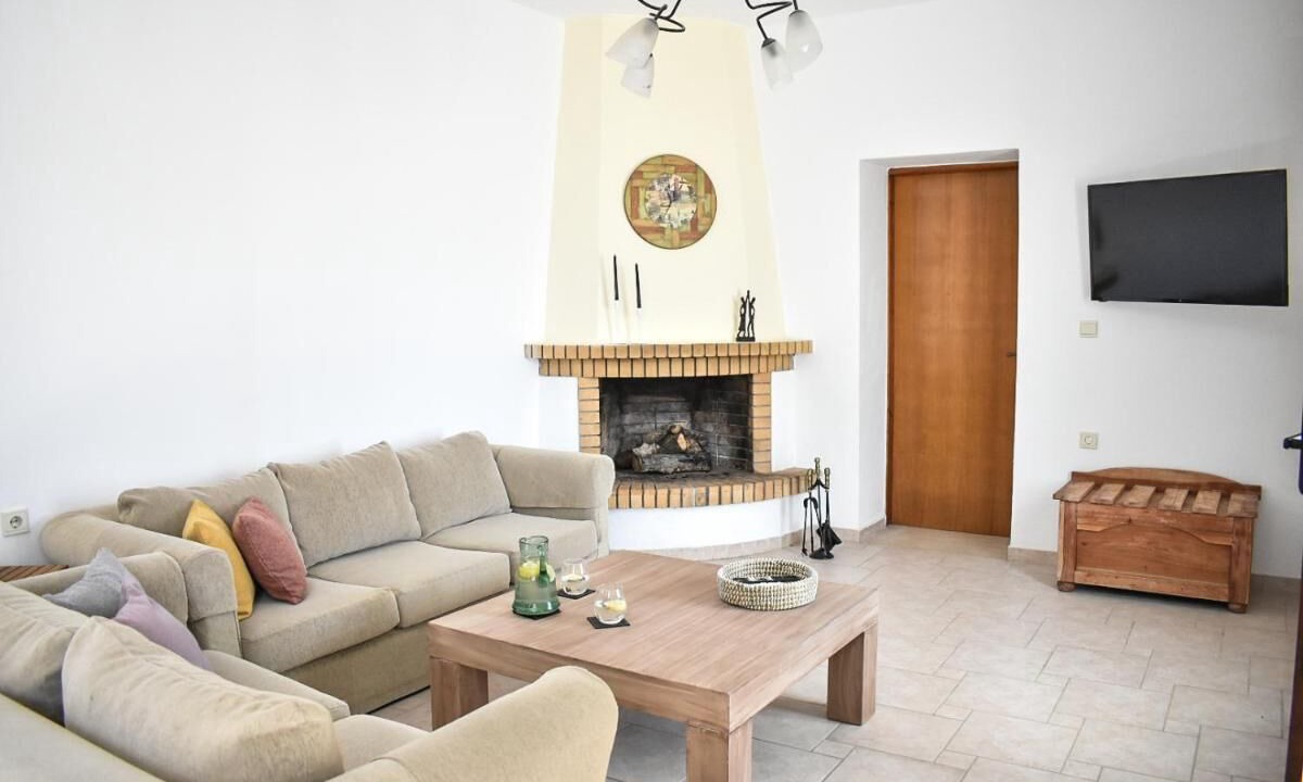 Photo of Livingroom in Mires
