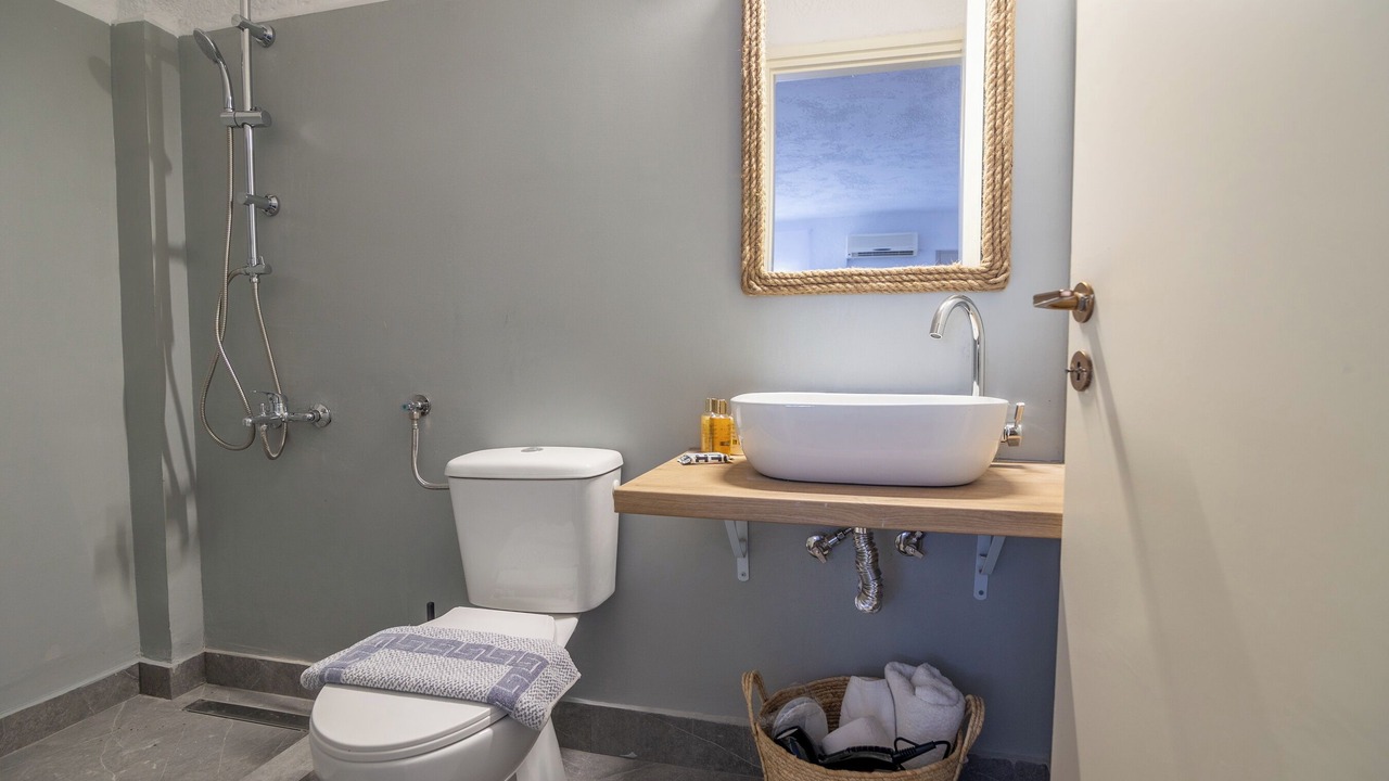 Photo of Bathroom in Piskopiano