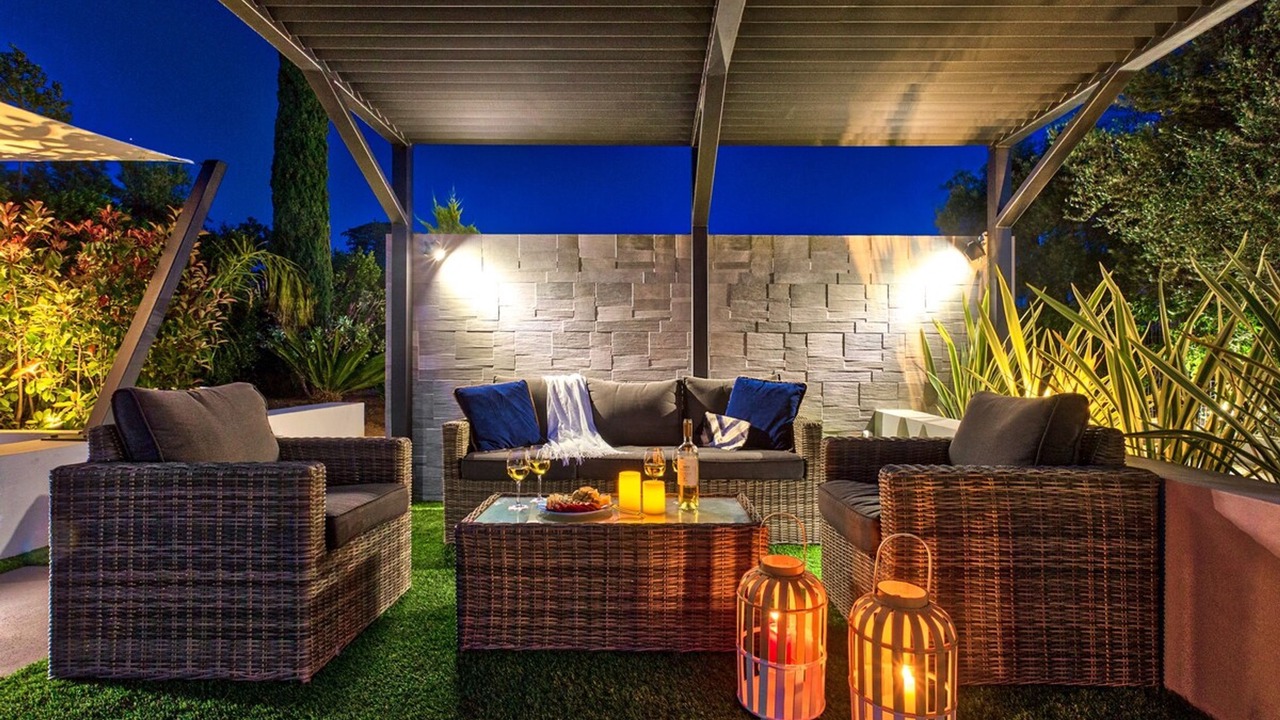 Photo of Patio Balcony in Pitharion