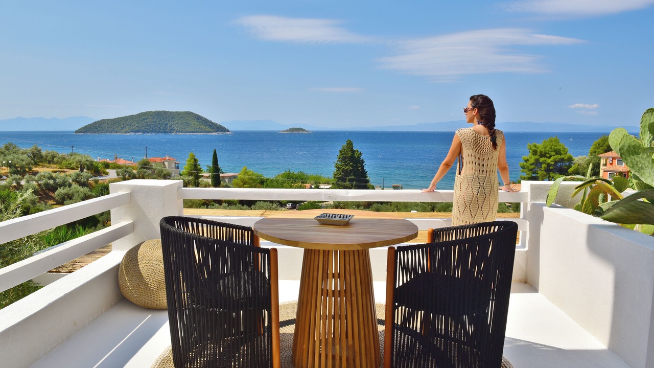 Photo of Others in Elios