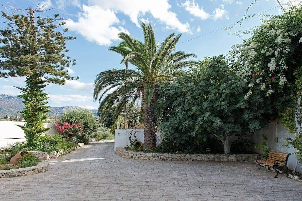 Photo of Outdoor in Sitia