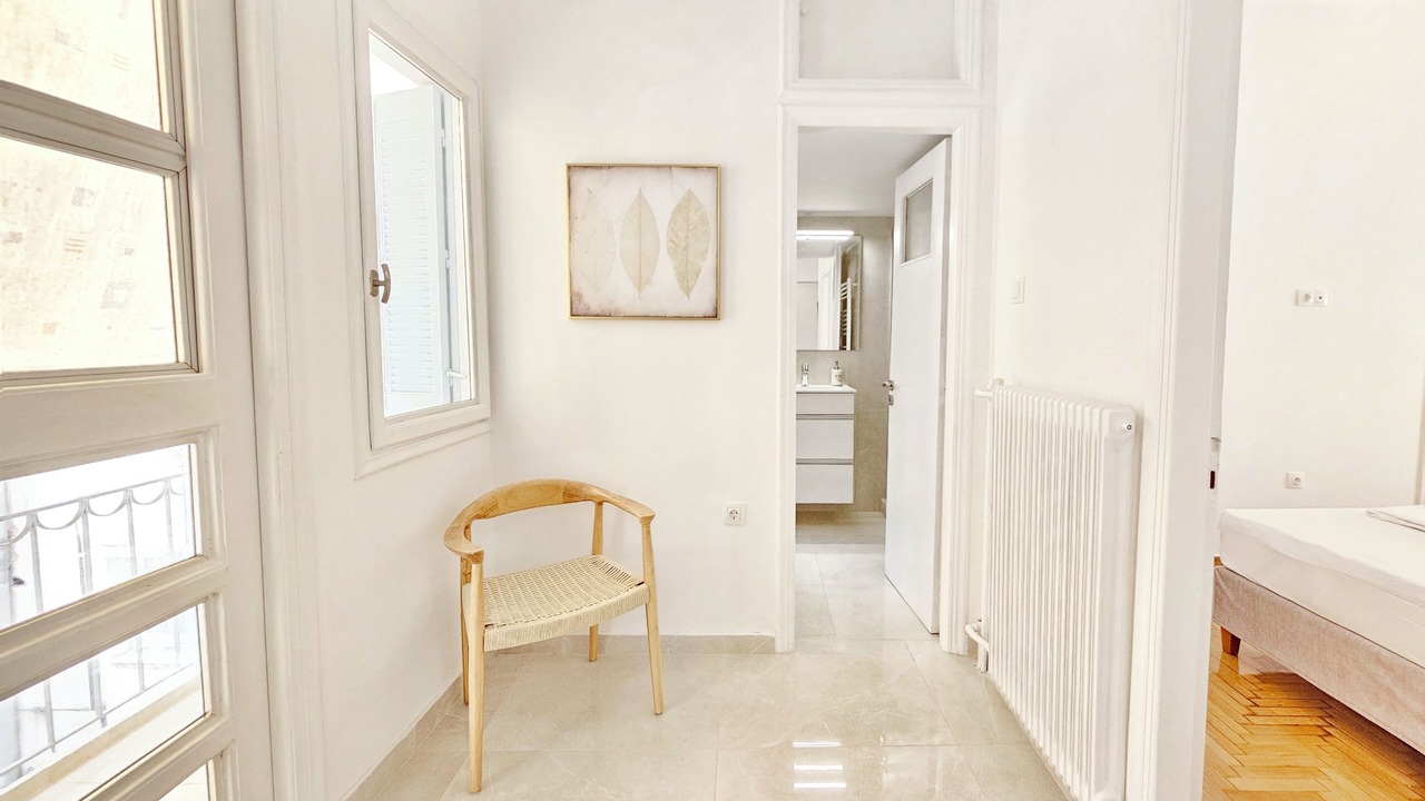 Photo of Bedroom in Platia Viktorias