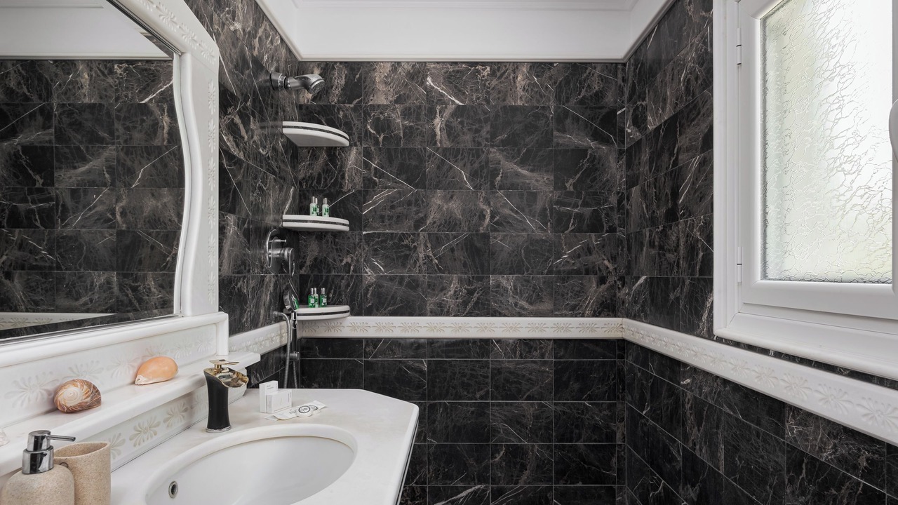 Photo of Bathroom in Kato Diminio