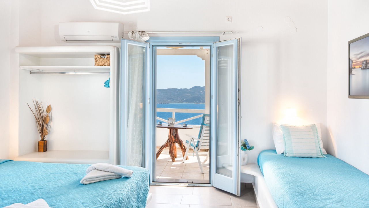 Photo of Others in Milos