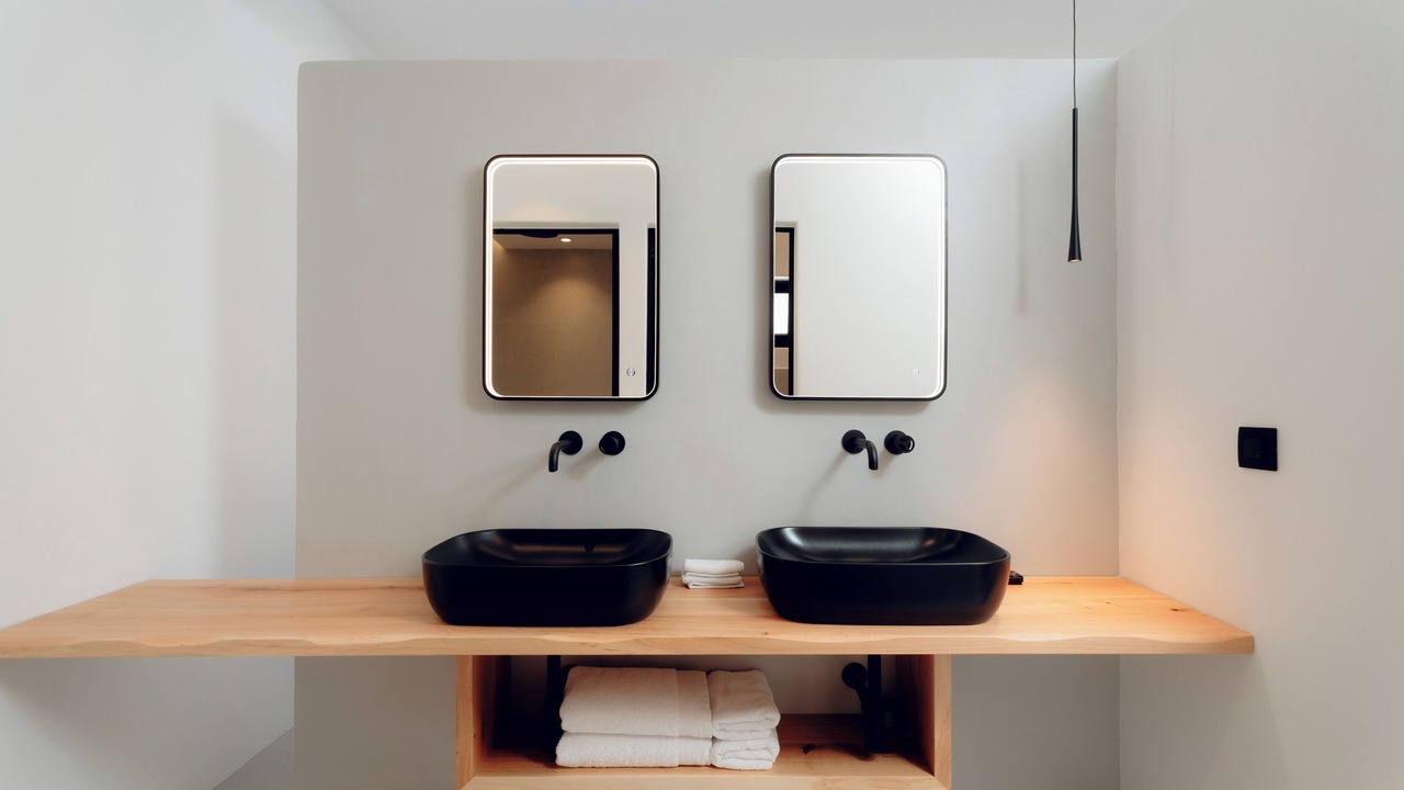 Photo of Bathroom in Ios