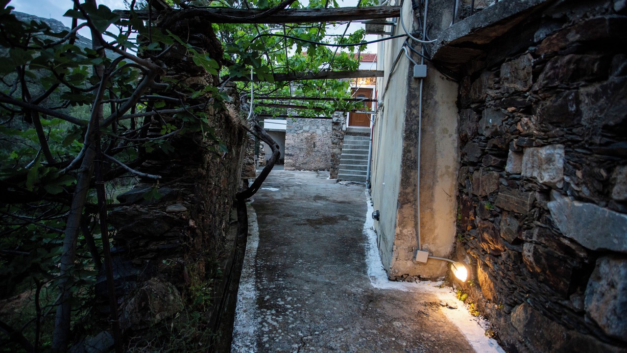 Photo of Outdoor in Kalamios