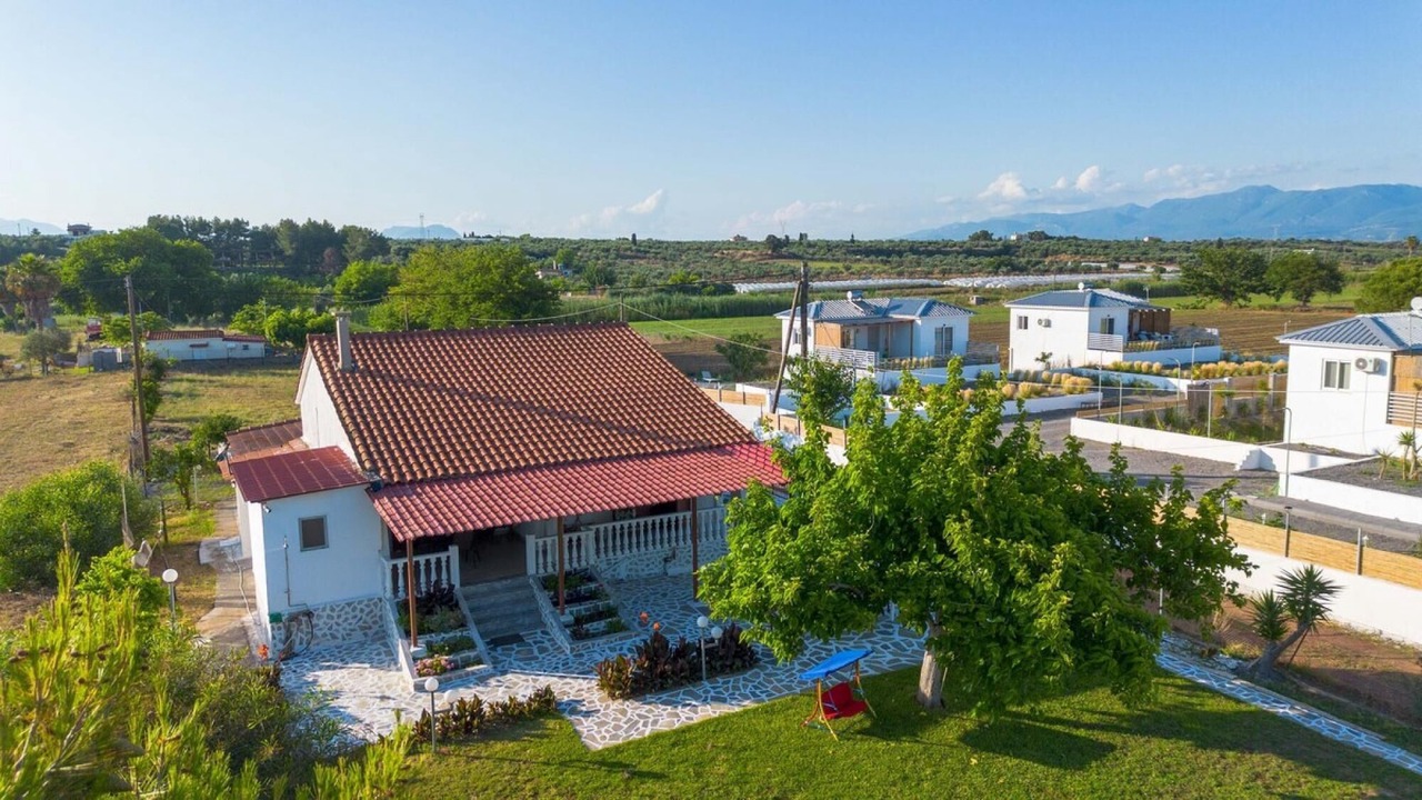 Photo of Outdoor in Messini
