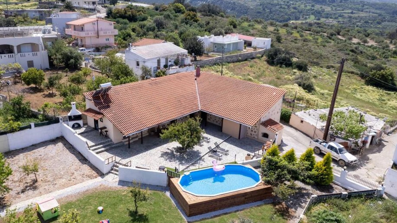 Photo of Outdoor in Pikris