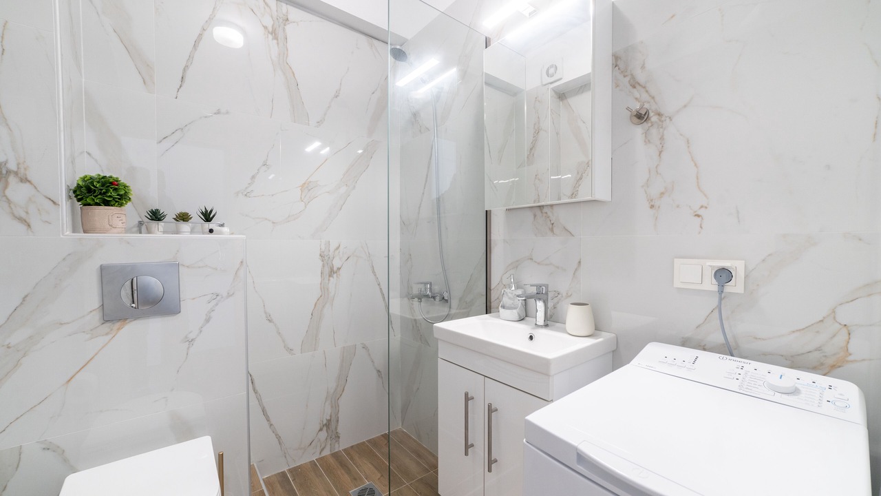 Photo of Bathroom in Paralia Ofryniou