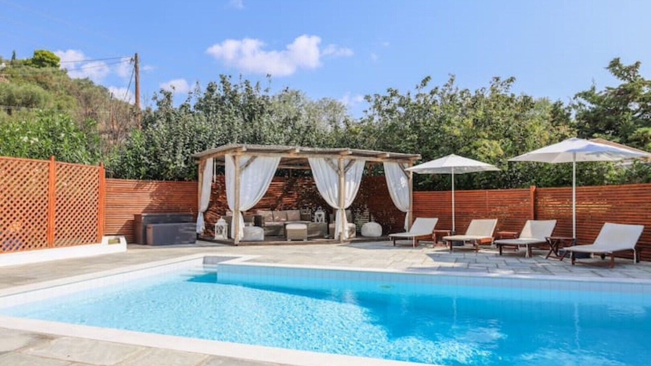 Photo of Outdoor in Agia Paraskevi
