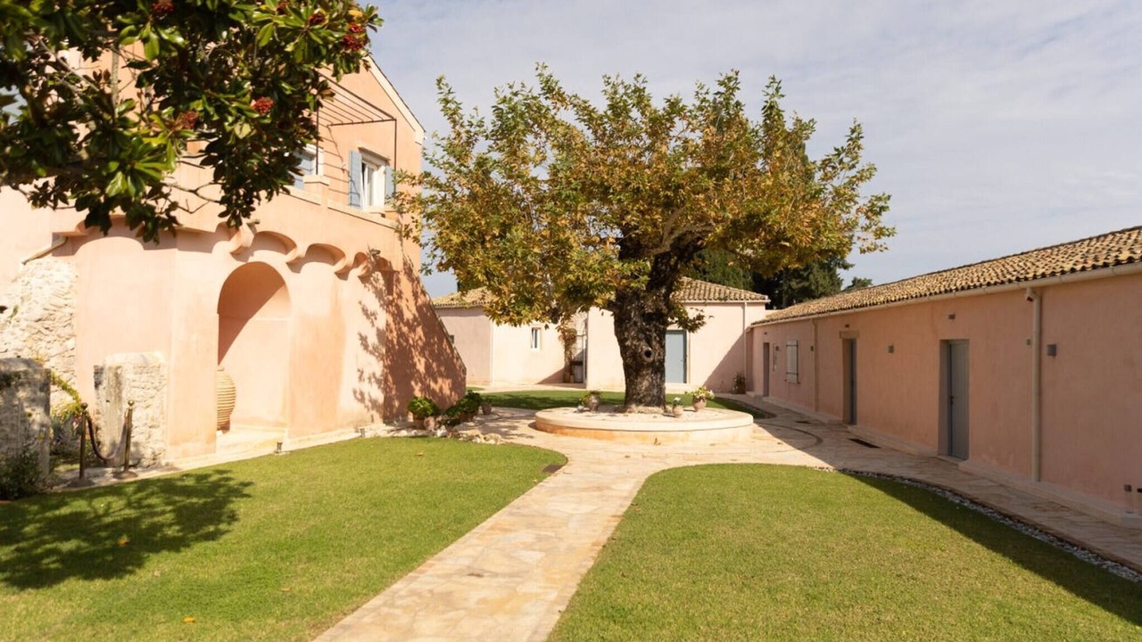 Photo of Outdoor in Messonghi