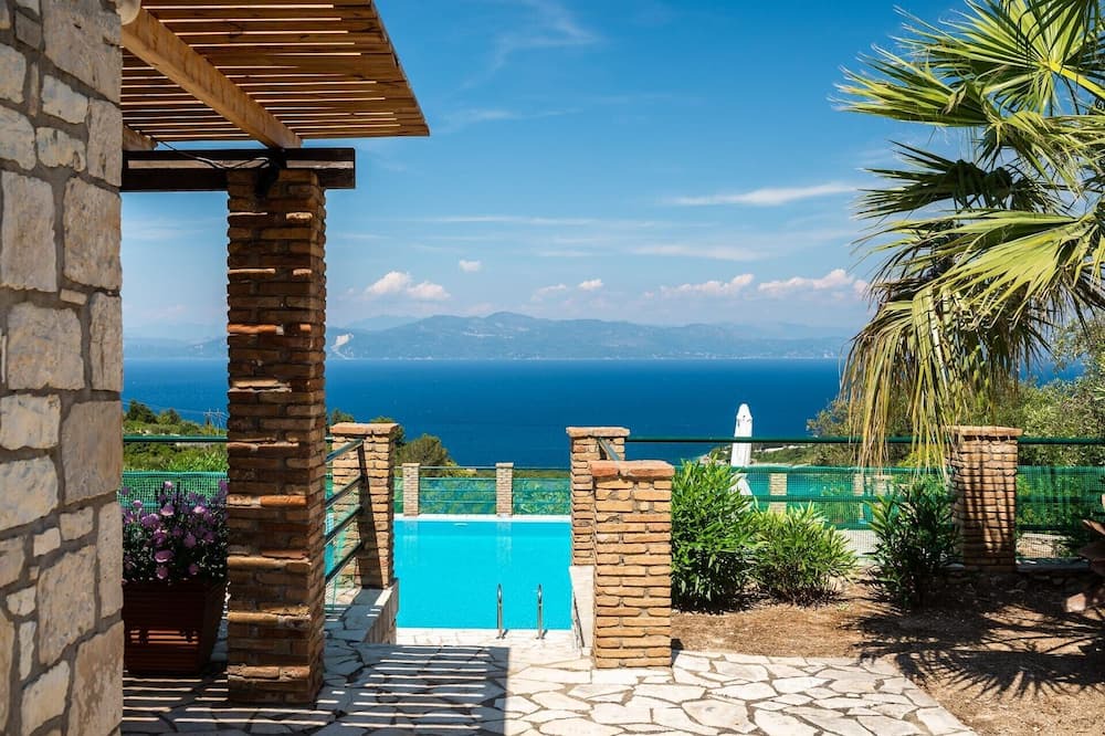 Photo of Outdoor in Gaios