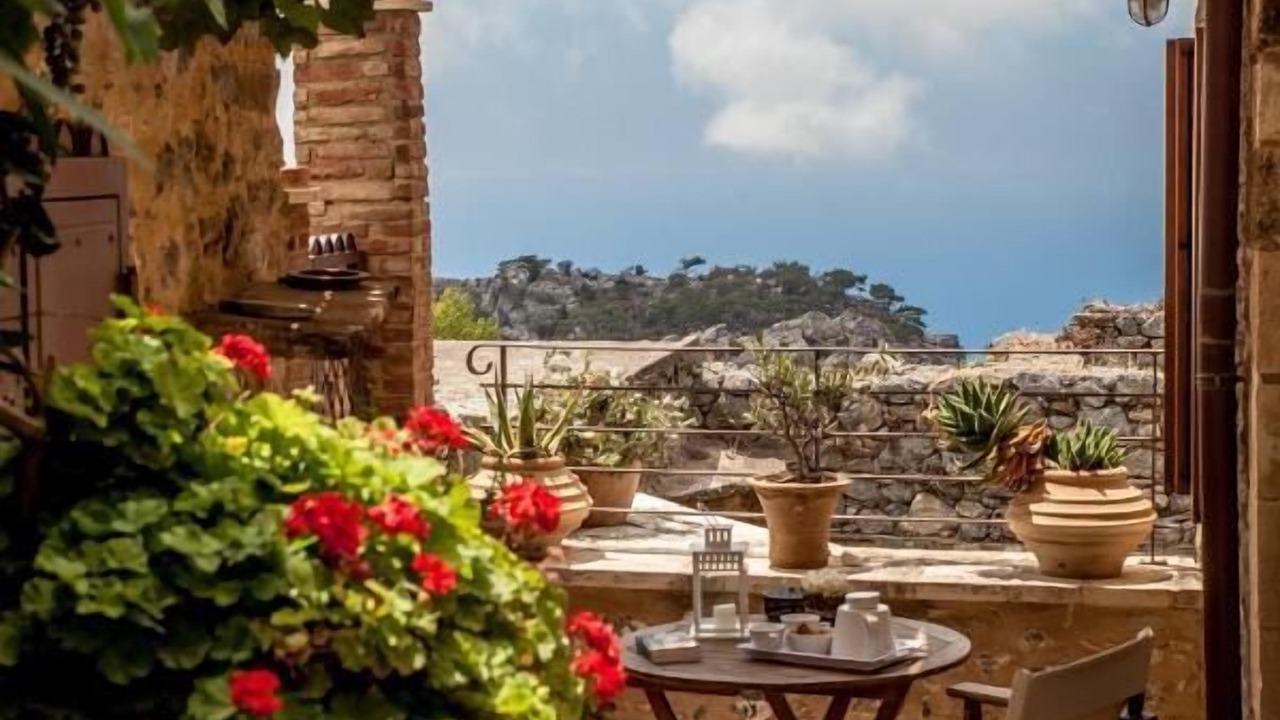 Photo of Outdoor in Anatoli
