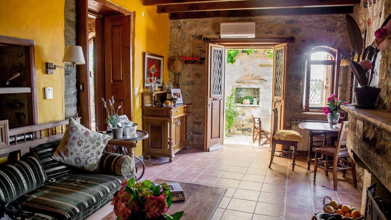 Photo of Livingroom in Anatoli