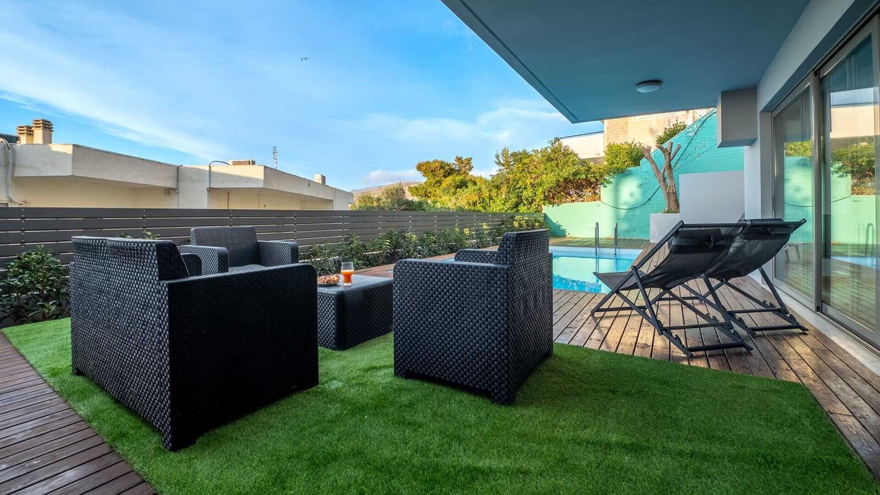 Photo of Patio Balcony in Saronida