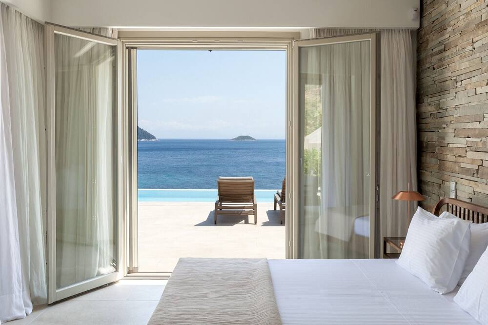 Photo of Bedroom in Elios