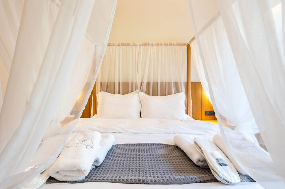 Photo of Bedroom in Artemisia
