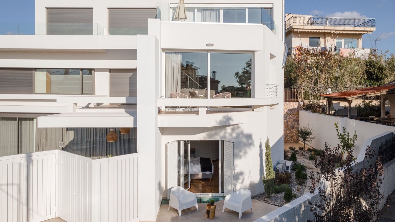 Photo of Outdoor in Voula