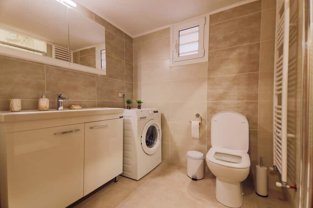 Photo of Bathroom in Katerini