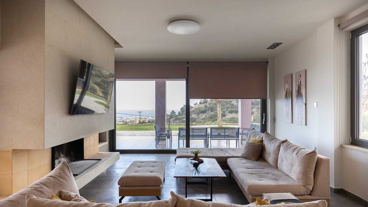 Photo of Livingroom in Malia