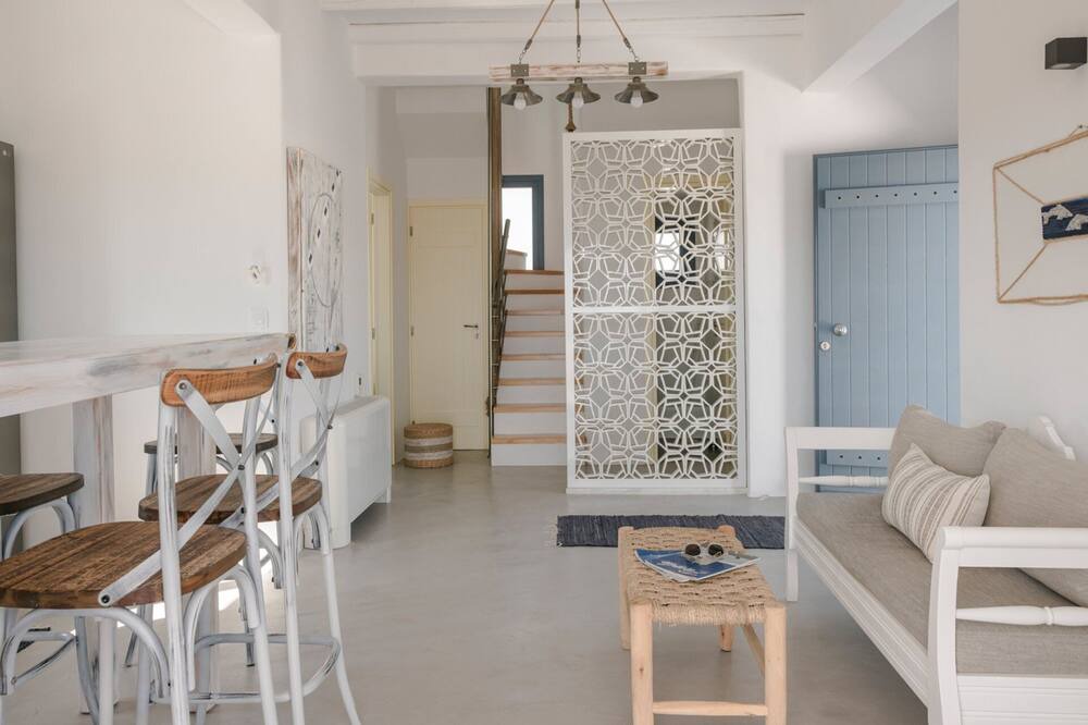 Photo of Livingroom in Aliki